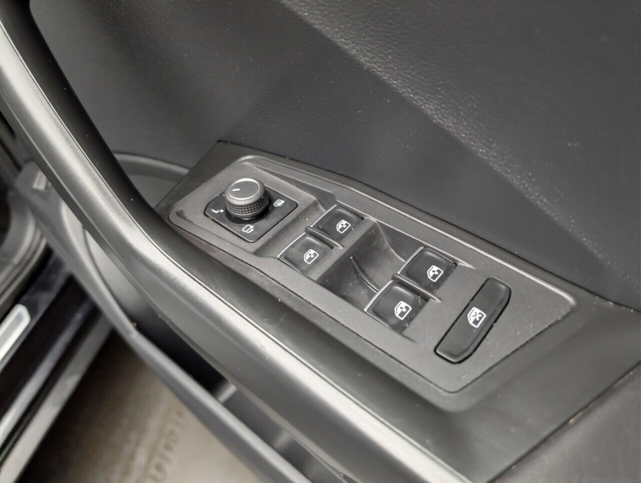 Used Volkswagen T-Roc 2020 for sale - 77109489: Photo 33