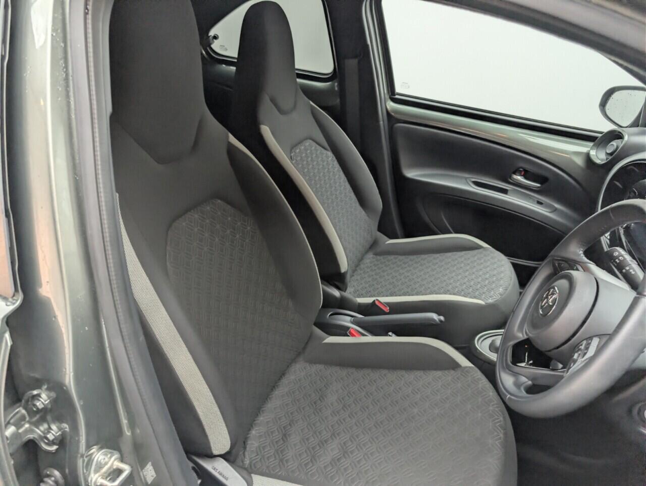 Used Toyota Aygo X 2022 for sale - 76659014: Photo 12