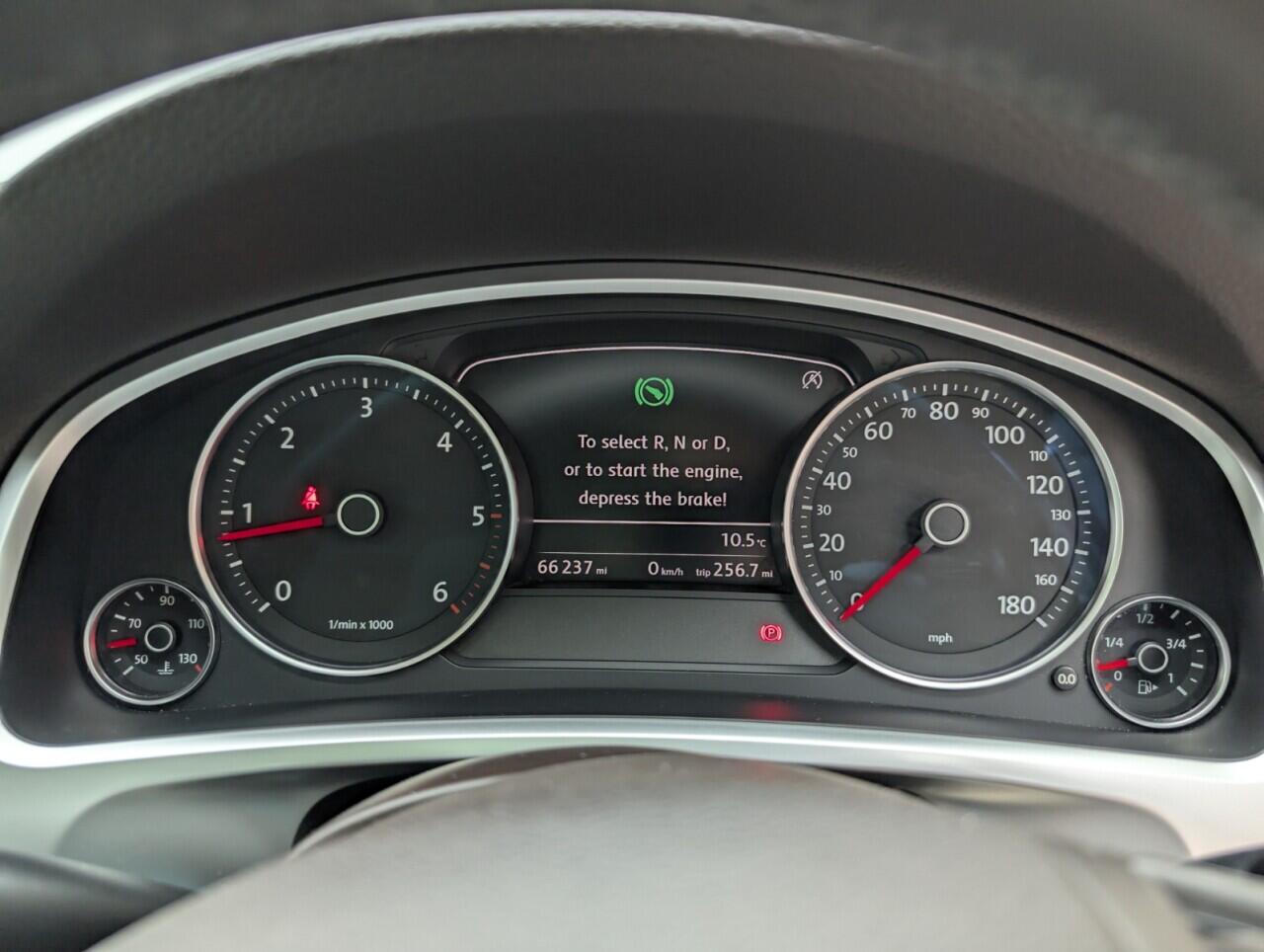 Used Volkswagen Touareg 2016 for sale - 76936606: Photo 17