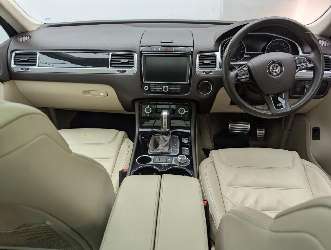 Used Volkswagen Touareg 2016 for sale - 76936606: Photo 25