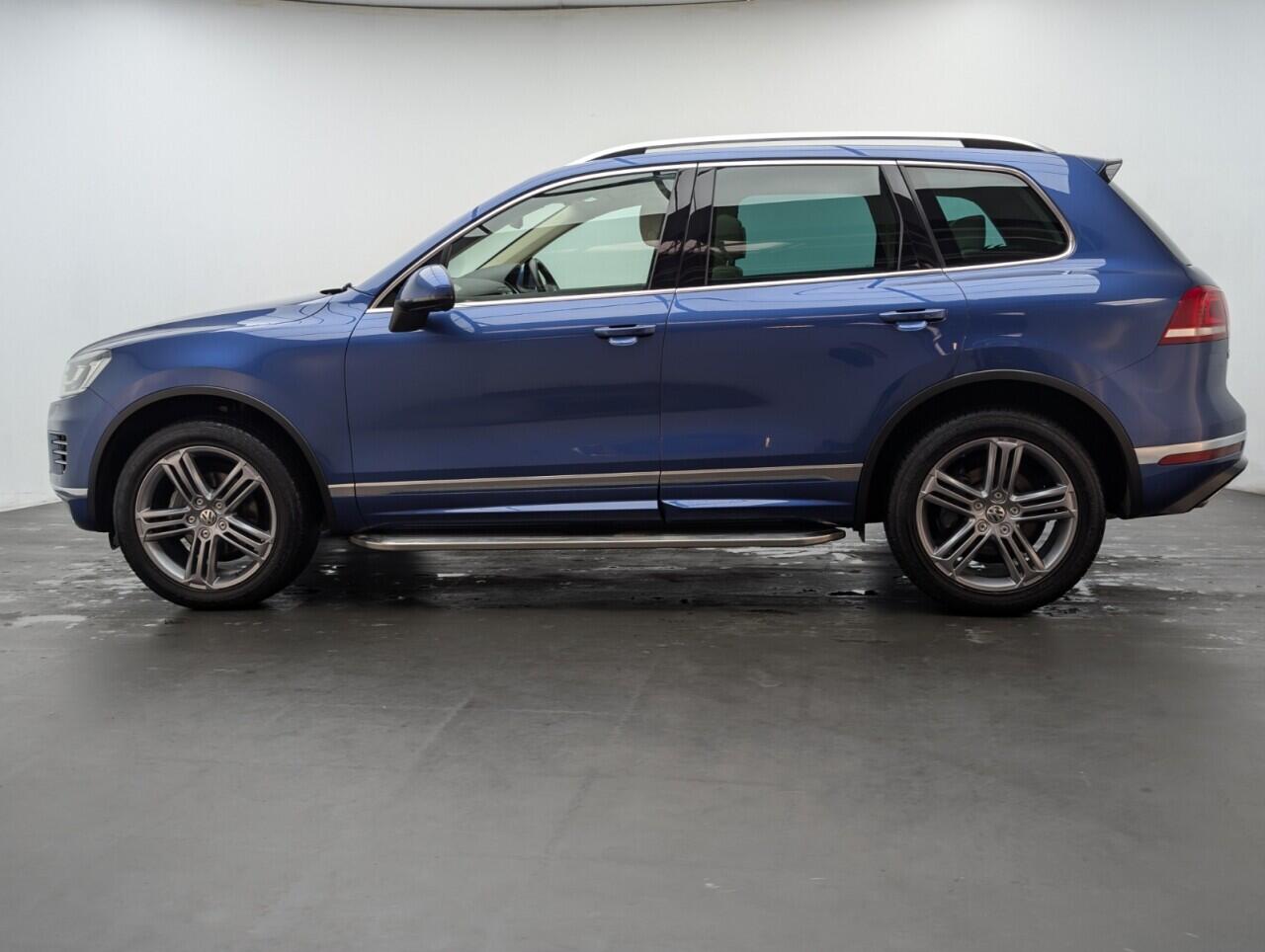 Used Volkswagen Touareg 2016 for sale - 76936606: Photo 5