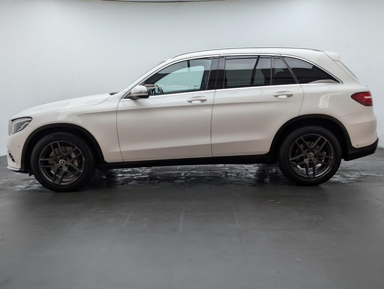Used Mercedes-Benz GLC 2018 for sale - 77343926: Photo 5