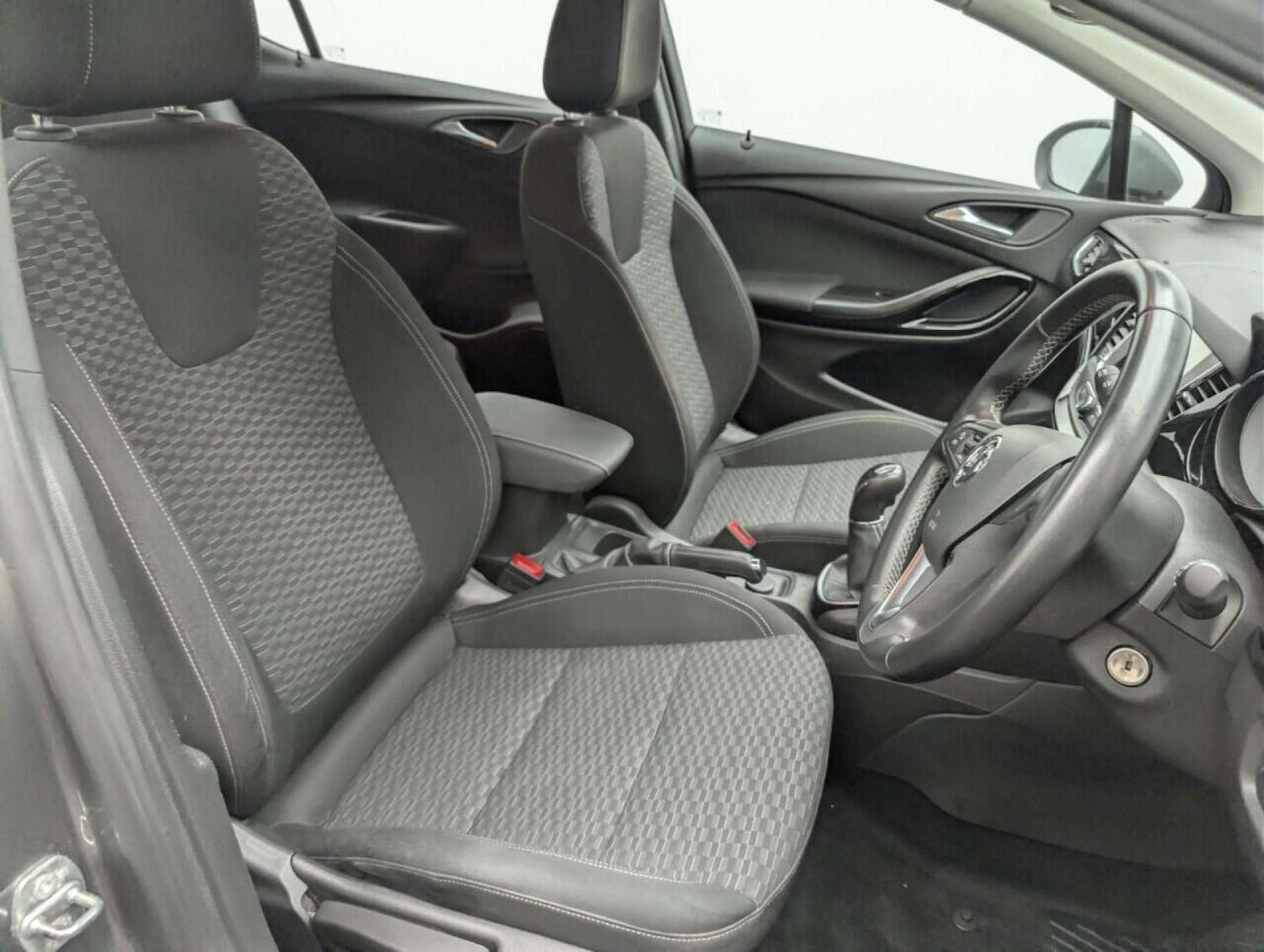 Used Vauxhall Astra 2018 for sale - 77953311: Photo 14