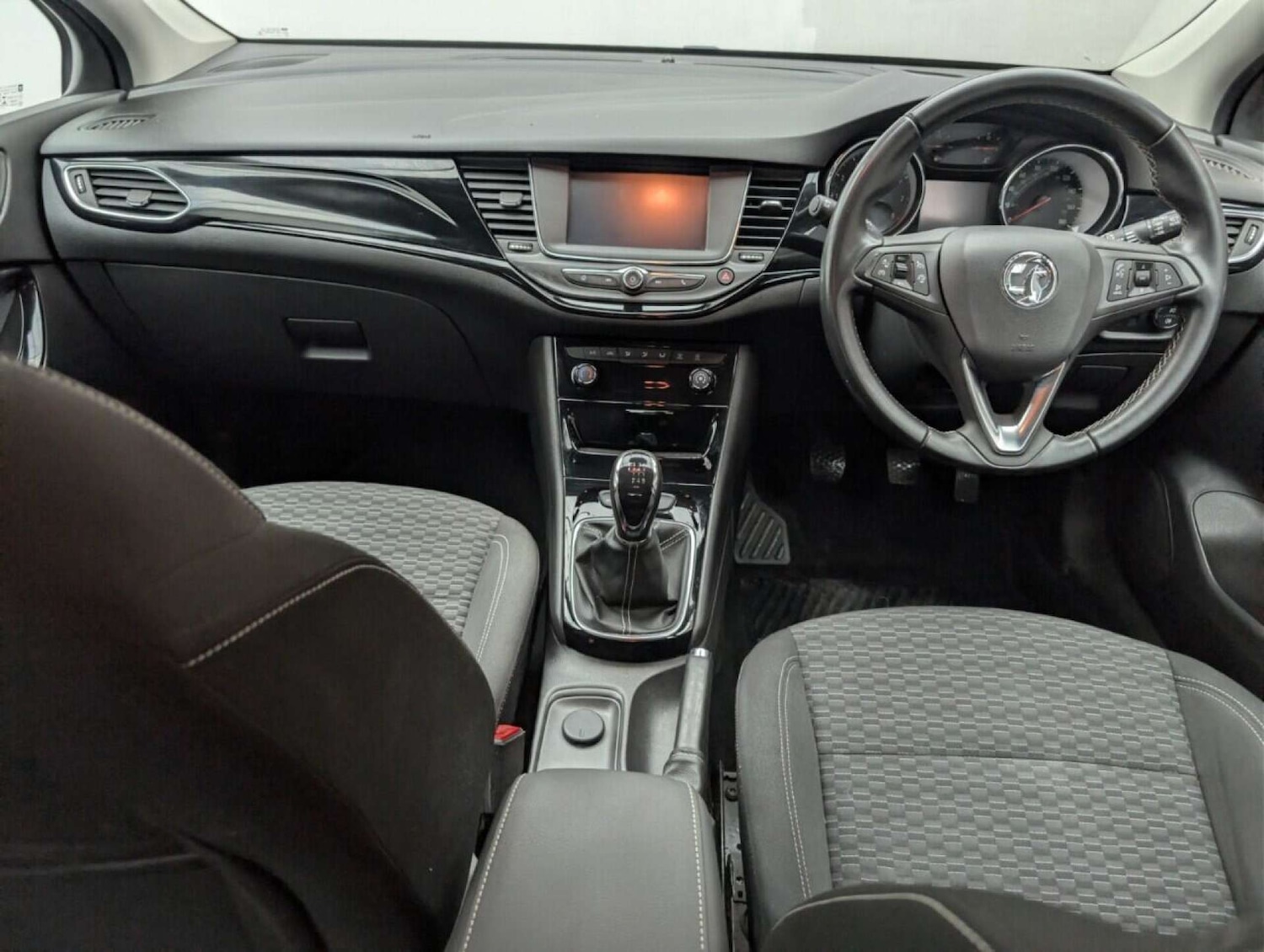 Used Vauxhall Astra 2018 for sale - 77953311: Photo 26