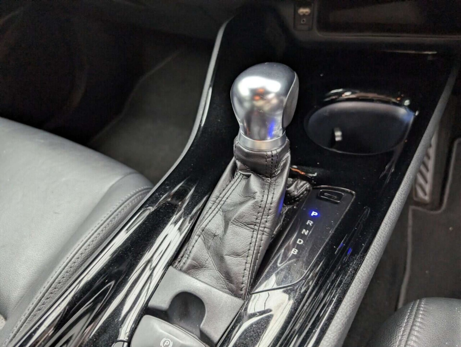 Used Toyota C-HR 2018 for sale - 77713259: Photo 17