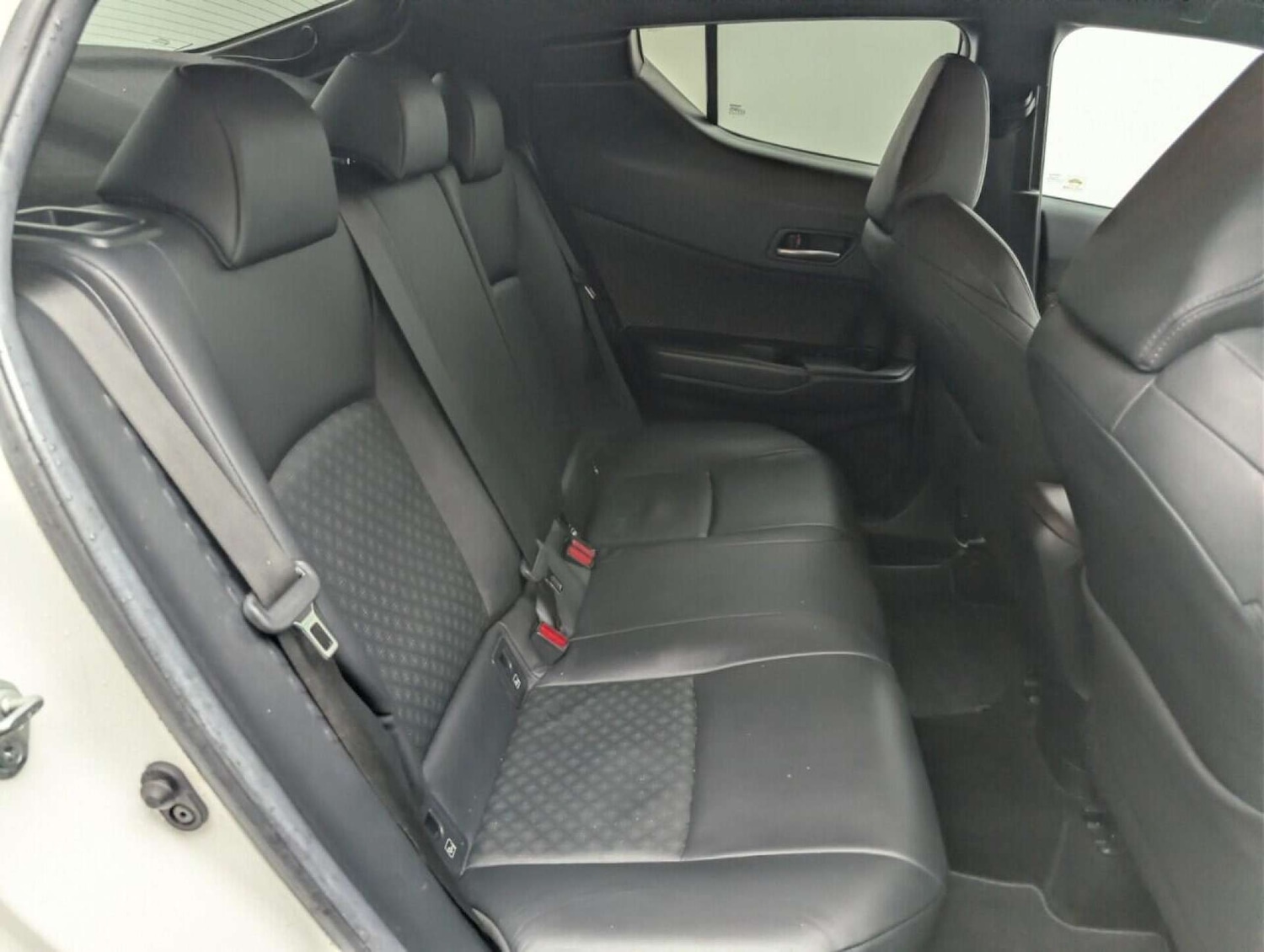 Used Toyota C-HR 2018 for sale - 77713259: Photo 23