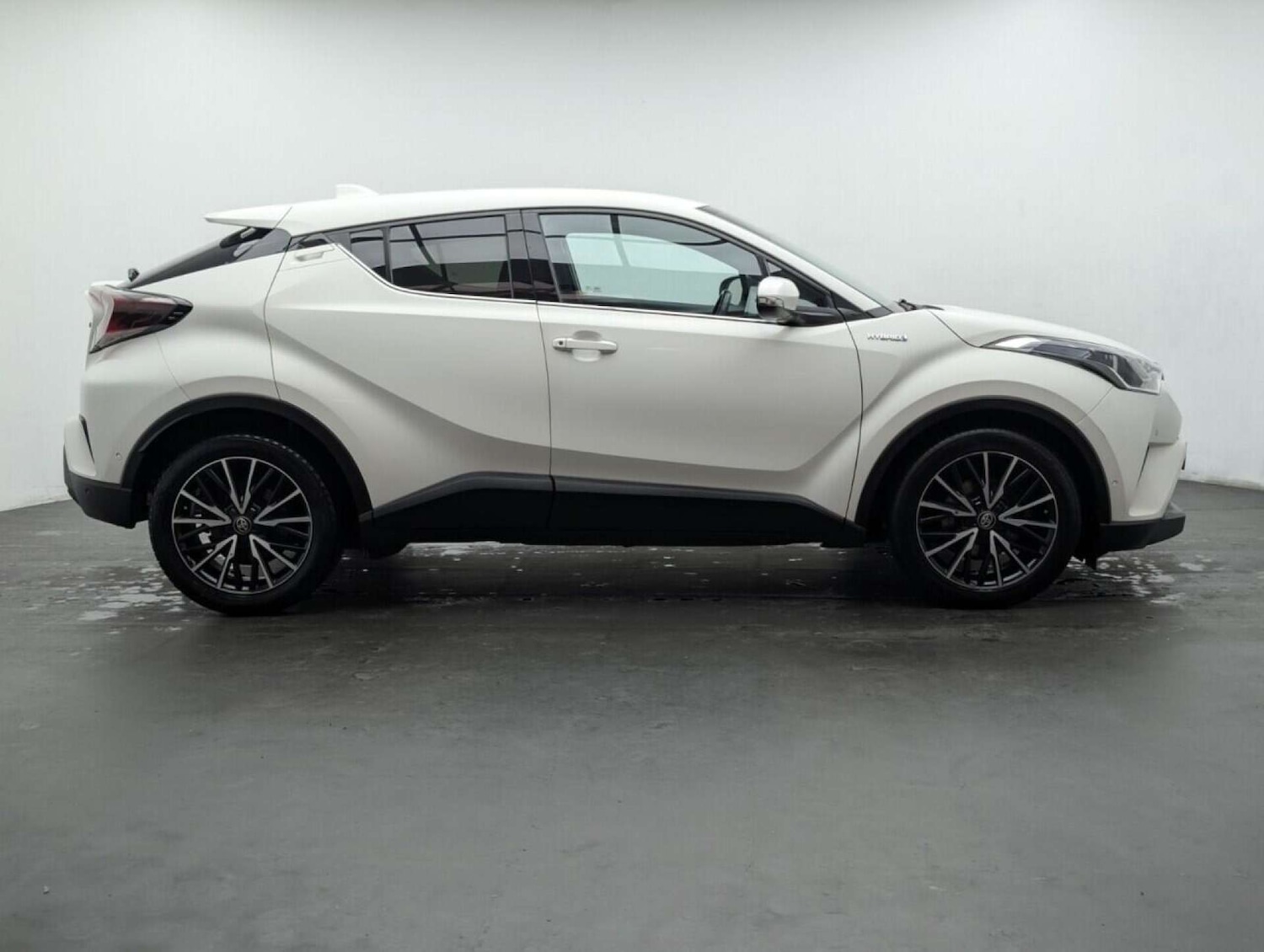 Used Toyota C-HR 2018 for sale - 77713259: Photo 9