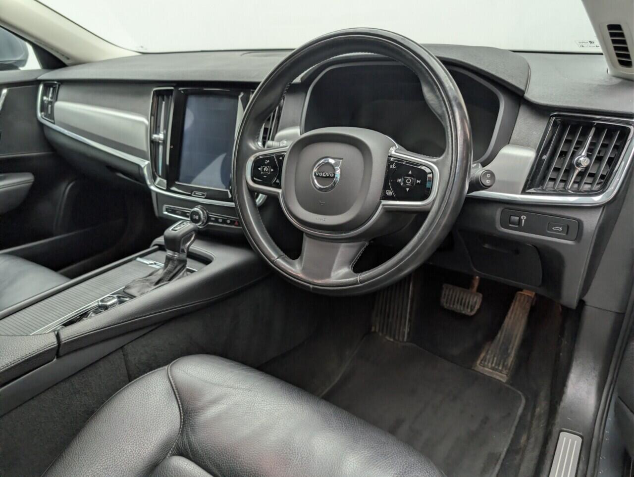 Used Volvo V90 2018 for sale - 77057381: Photo 11