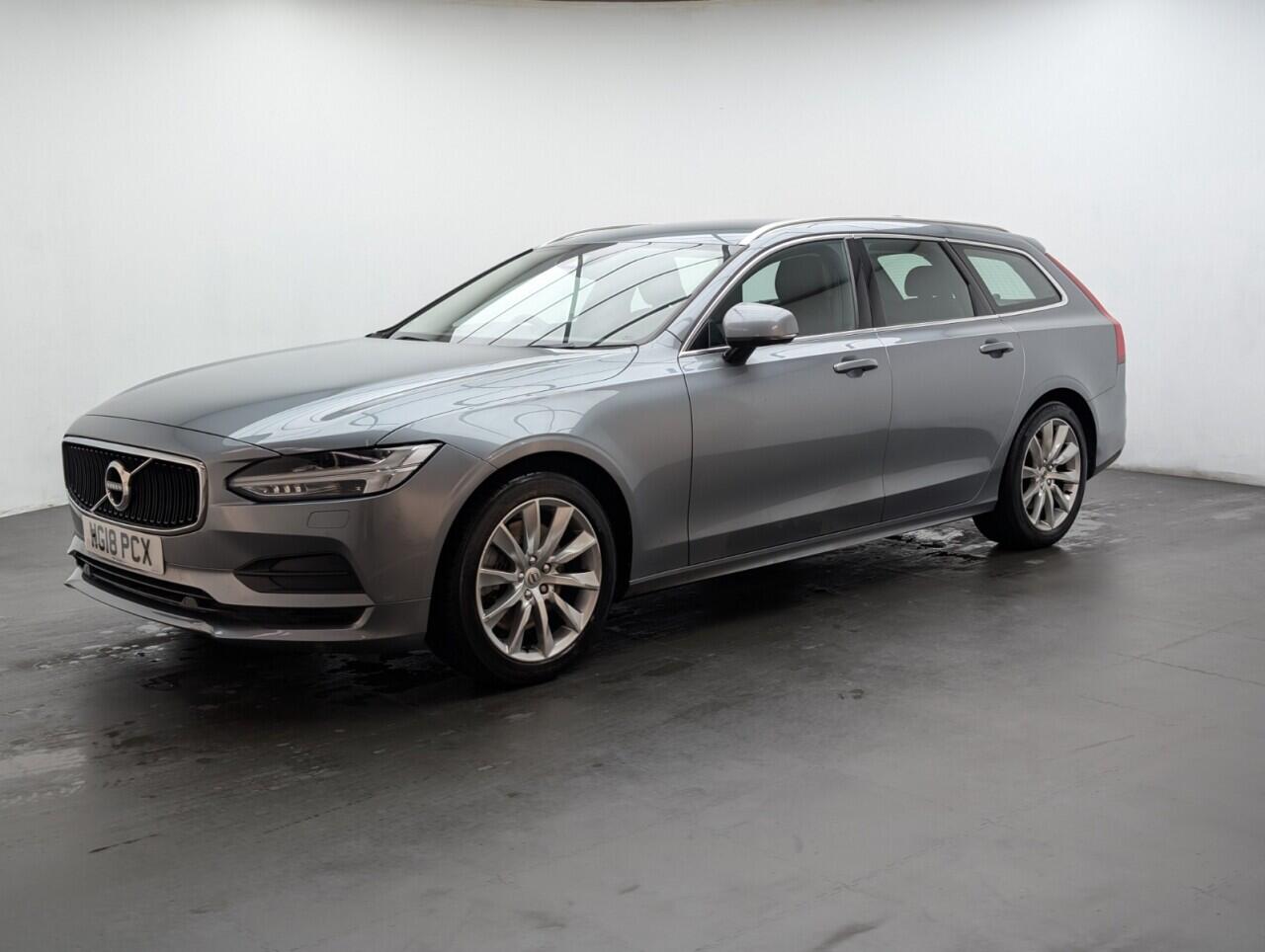 Used Volvo V90 2018 for sale - 77057381: Photo 4