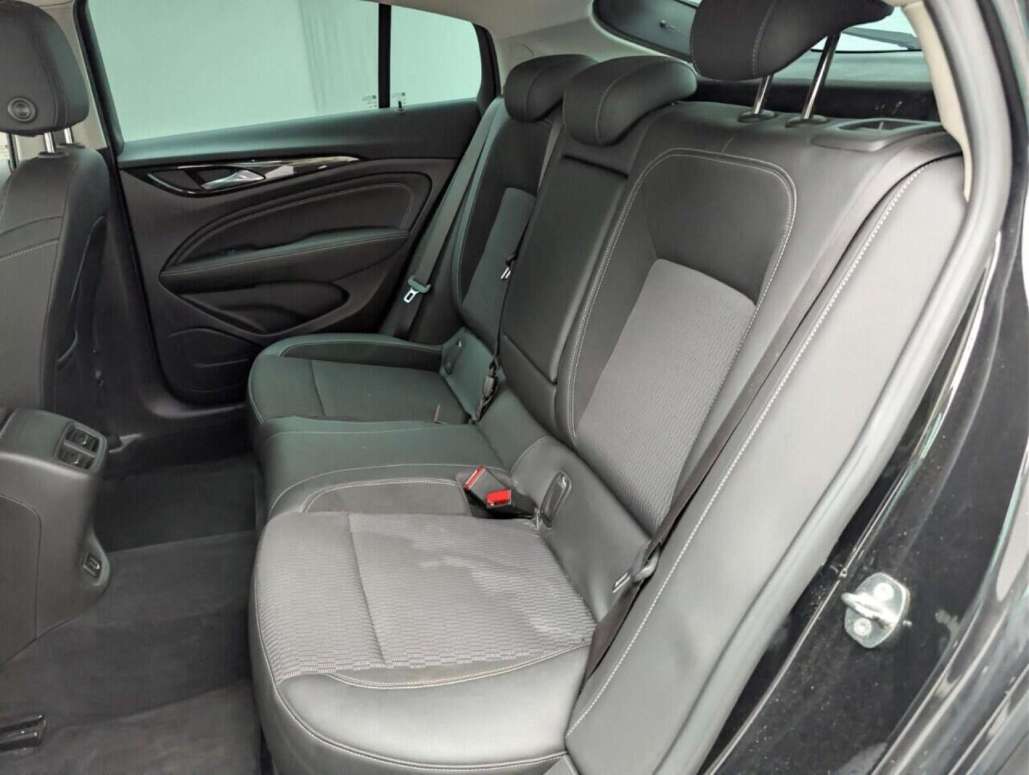 Used Vauxhall Insignia 2017 for sale - 77714171: Photo 24