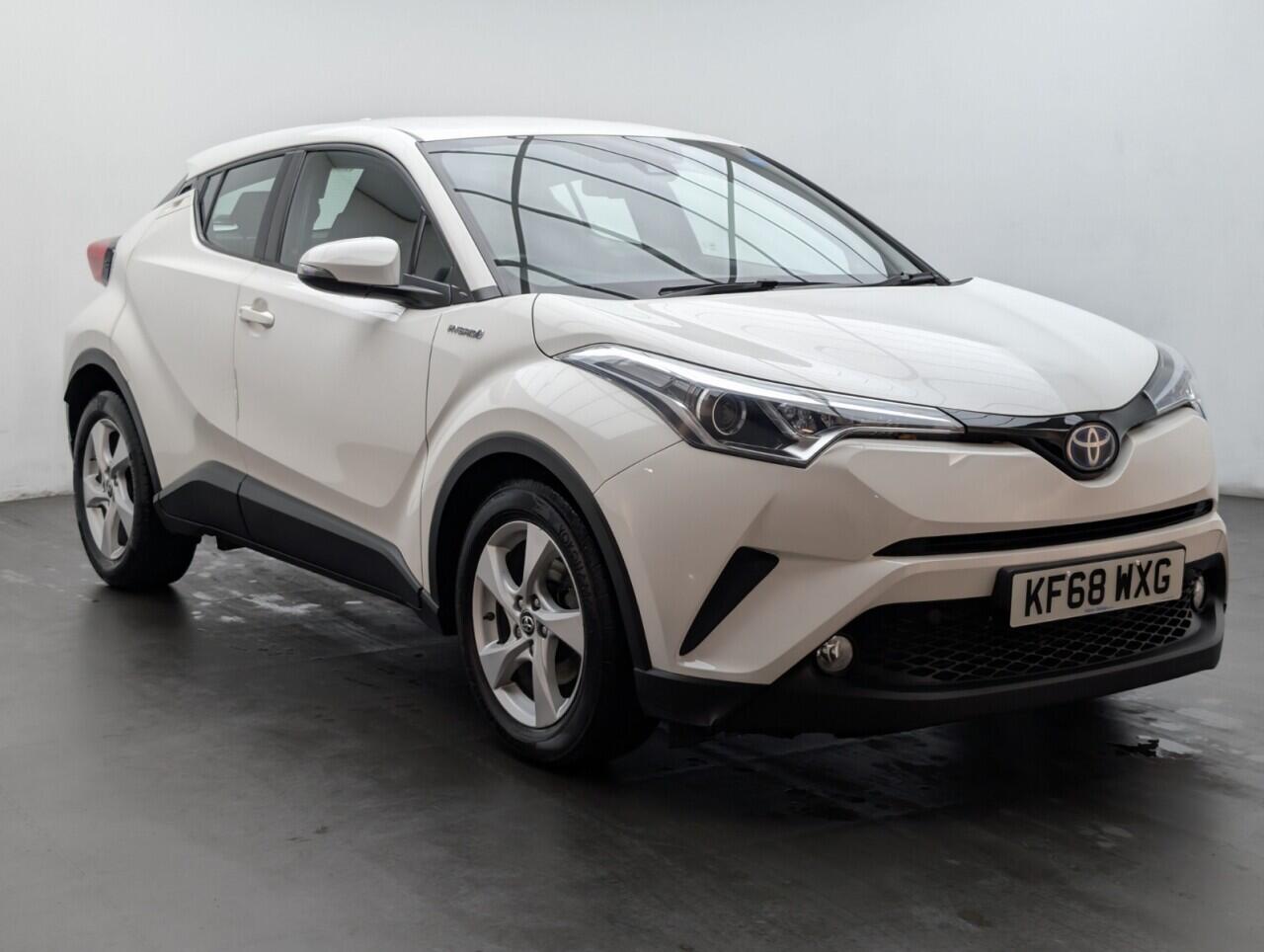 Used Toyota C-HR 2019 for sale - 76458172: Photo 1