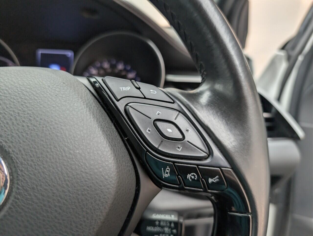 Used Toyota C-HR 2019 for sale - 76458172: Photo 19