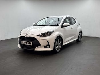 Used Toyota Yaris 2024 for sale - 79193978: Photo