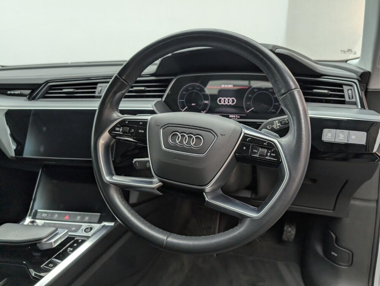 Used Audi e-tron 2021 for sale - 76425749: Photo 23