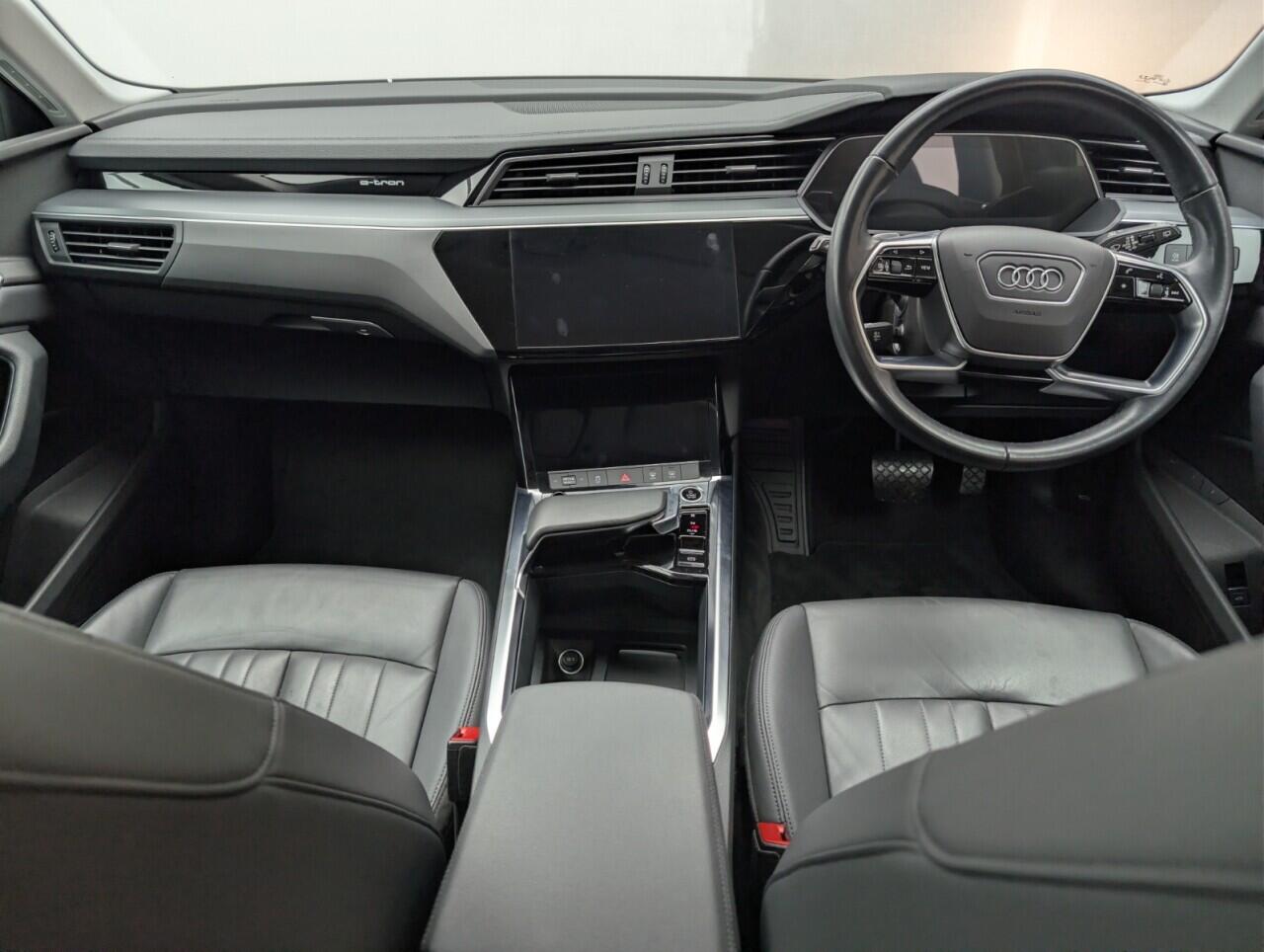 Used Audi e-tron 2021 for sale - 76425749: Photo 25
