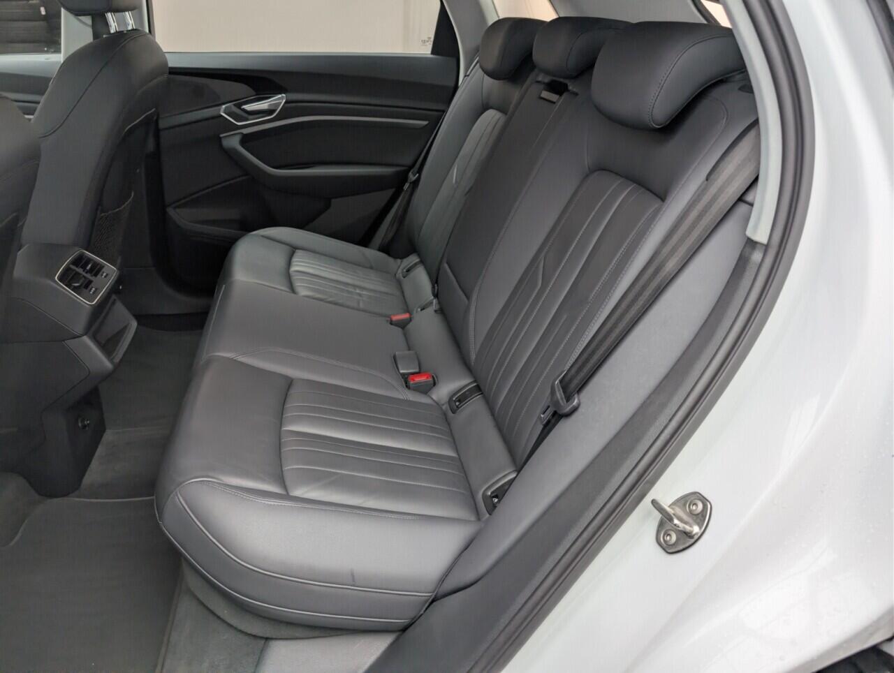 Used Audi e-tron 2021 for sale - 76425749: Photo 28