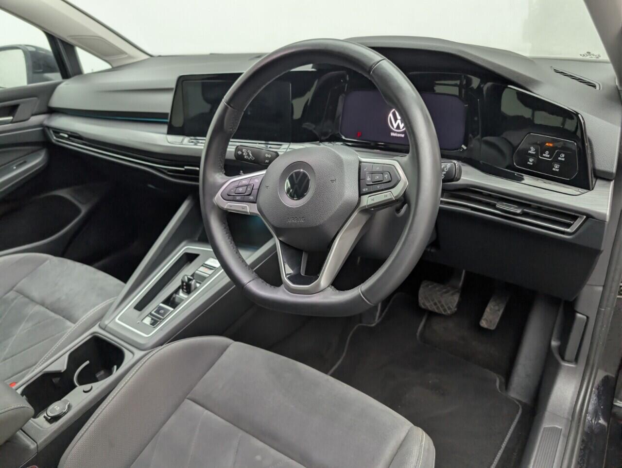 Used Volkswagen Golf 2021 for sale - 77657717: Photo 11