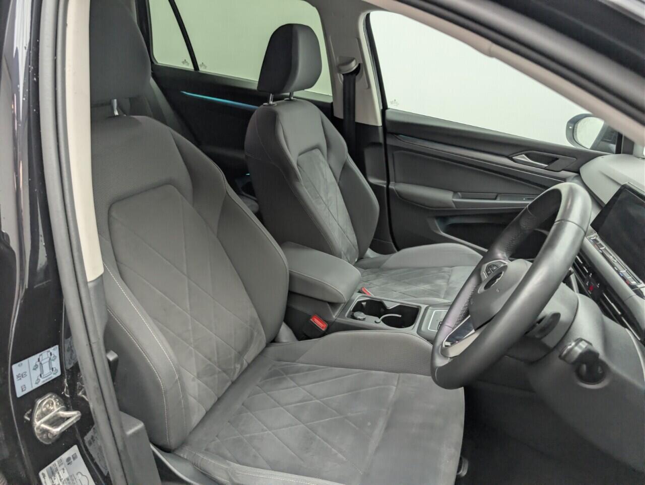 Used Volkswagen Golf 2021 for sale - 77657717: Photo 12