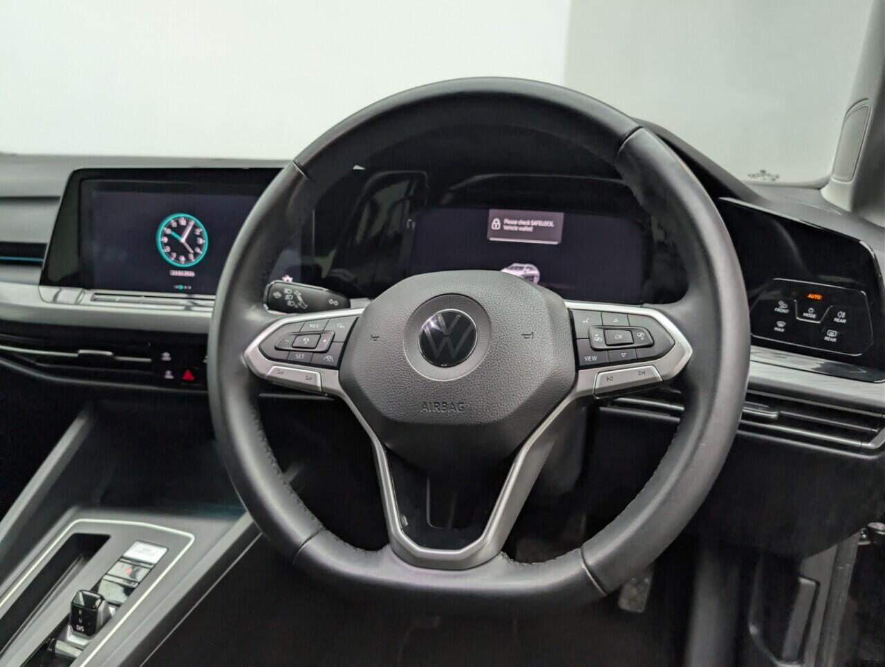 Used Volkswagen Golf 2021 for sale - 77657717: Photo 21