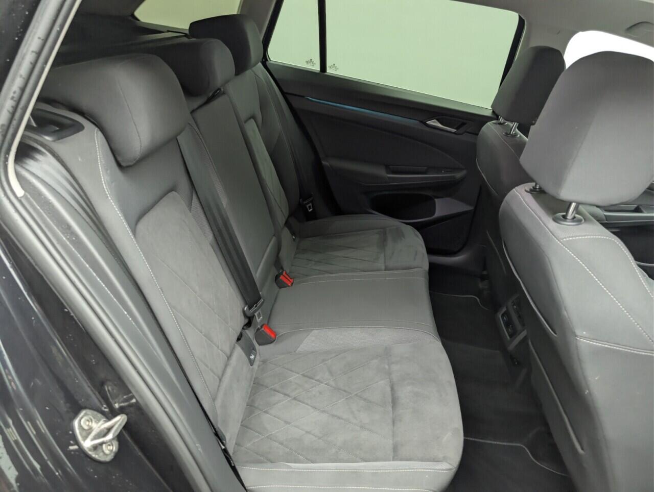 Used Volkswagen Golf 2021 for sale - 77657717: Photo 23