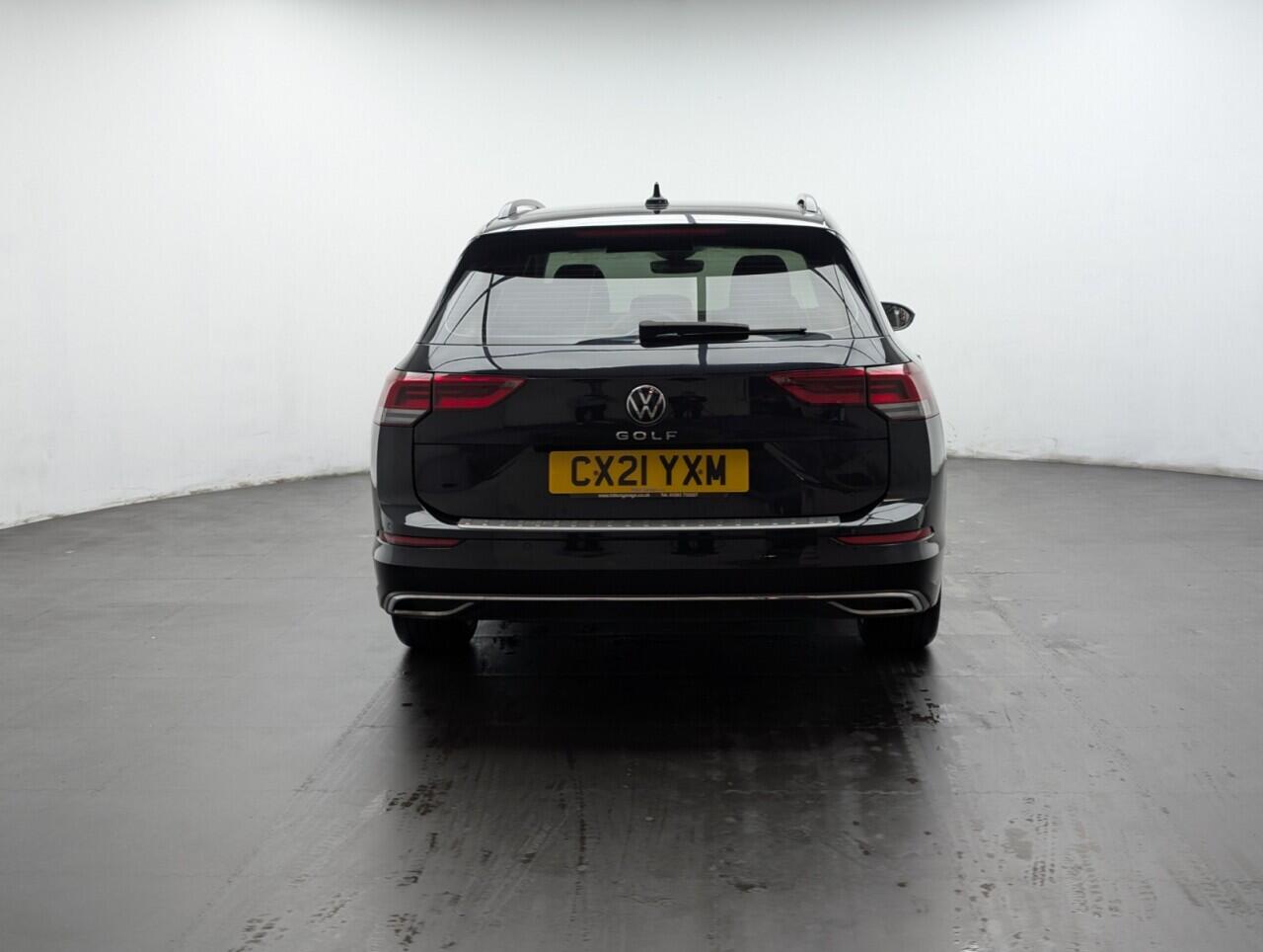 Used Volkswagen Golf 2021 for sale - 77657717: Photo 7