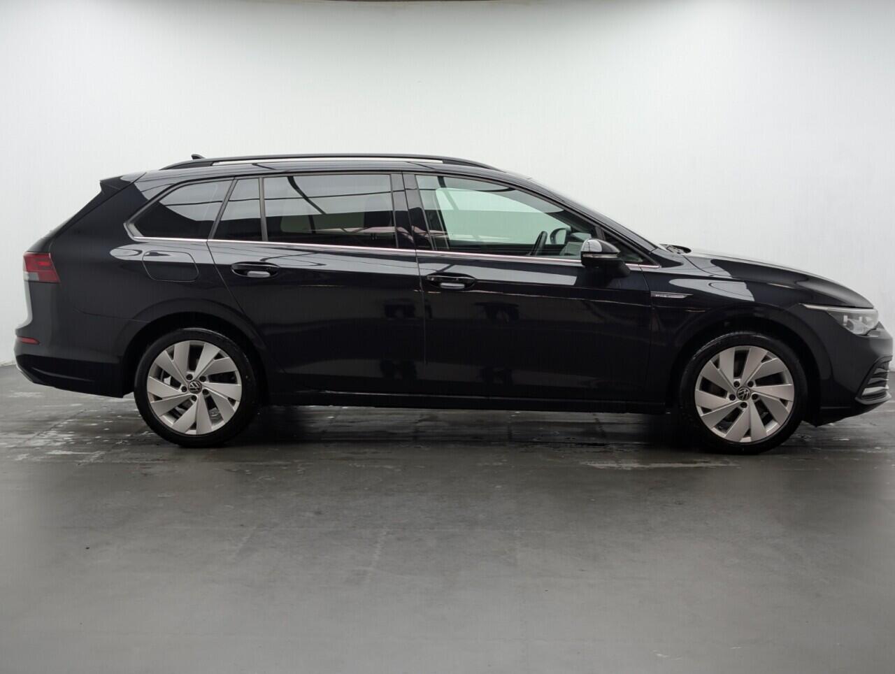 Used Volkswagen Golf 2021 for sale - 77657717: Photo 9