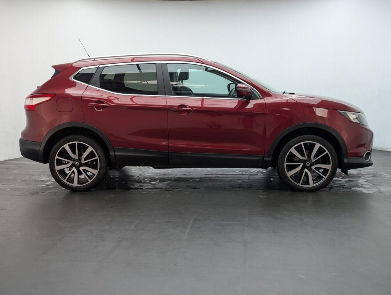 Used Nissan Qashqai 2016 for sale - 76423724: Photo 9