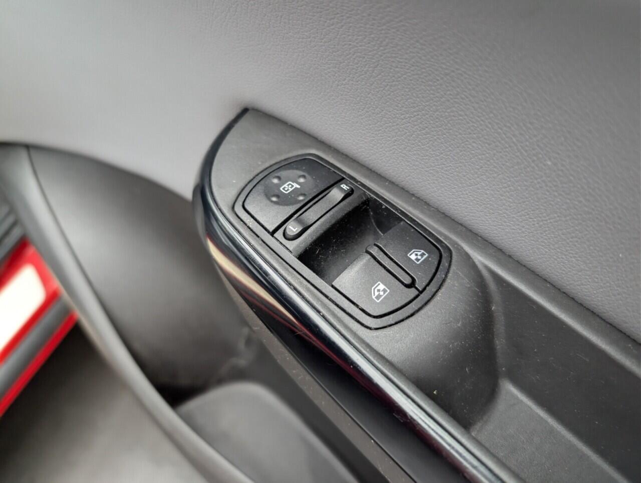 Used Vauxhall Corsa 2015 for sale - 76781068: Photo 21