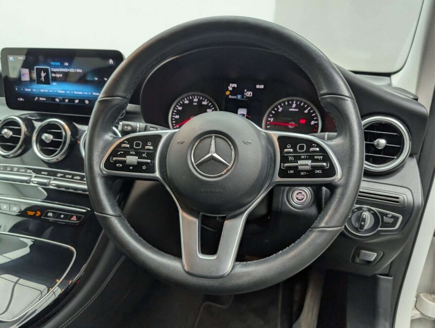Used Mercedes-Benz GLC 2019 for sale - 77713359: Photo 21