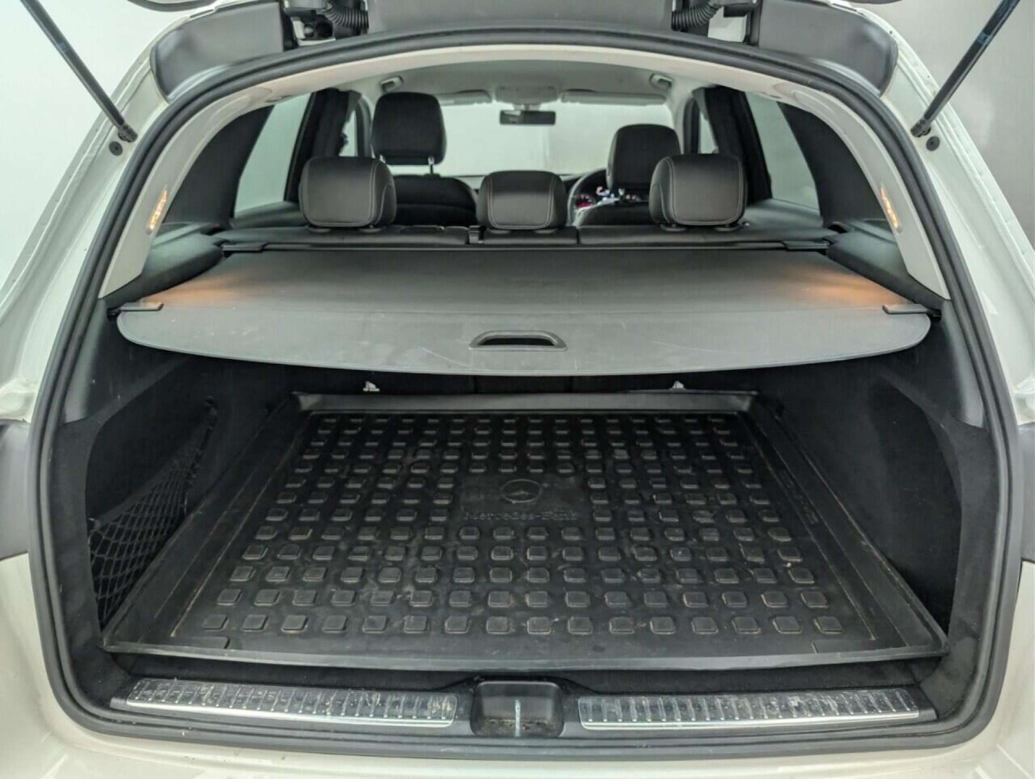 Used Mercedes-Benz GLC 2019 for sale - 77713359: Photo 25