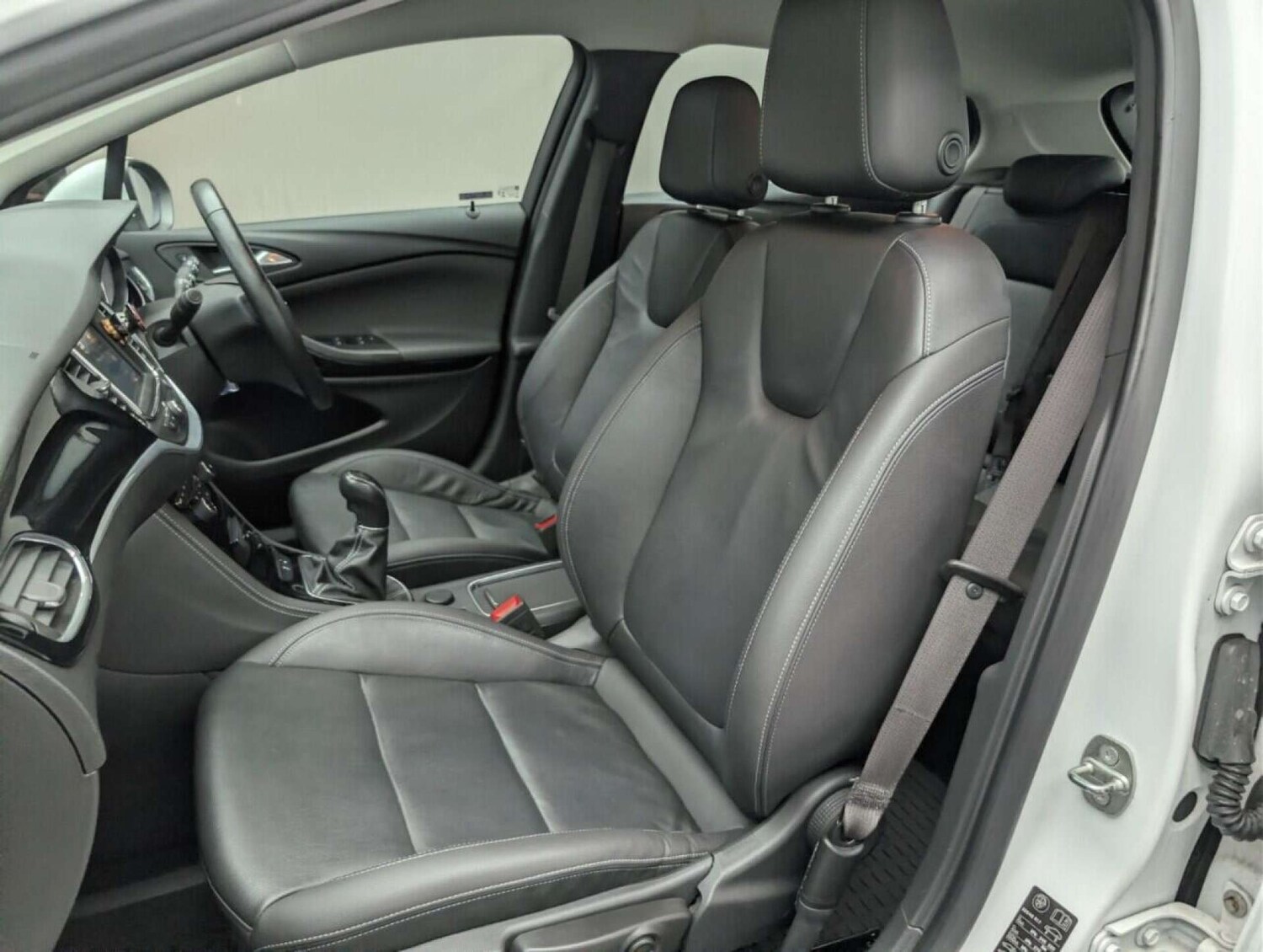 Used Vauxhall Astra 2018 for sale - 77714552: Photo 23