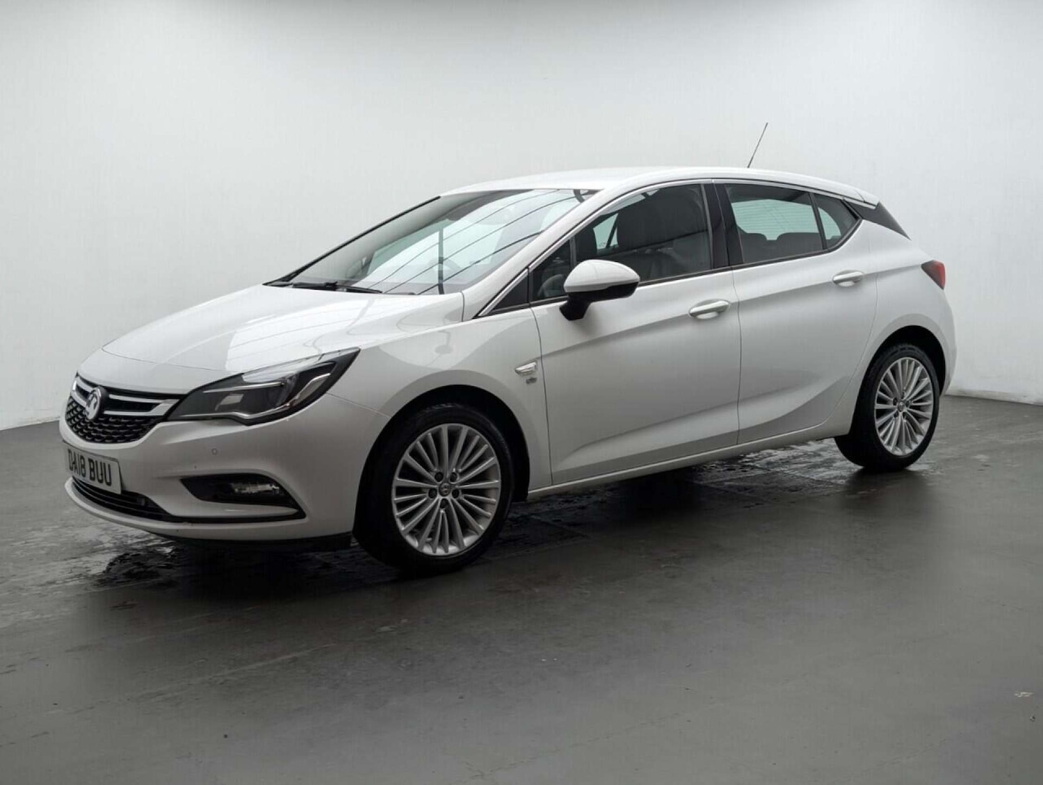 Used Vauxhall Astra 2018 for sale - 77714552: Photo 4