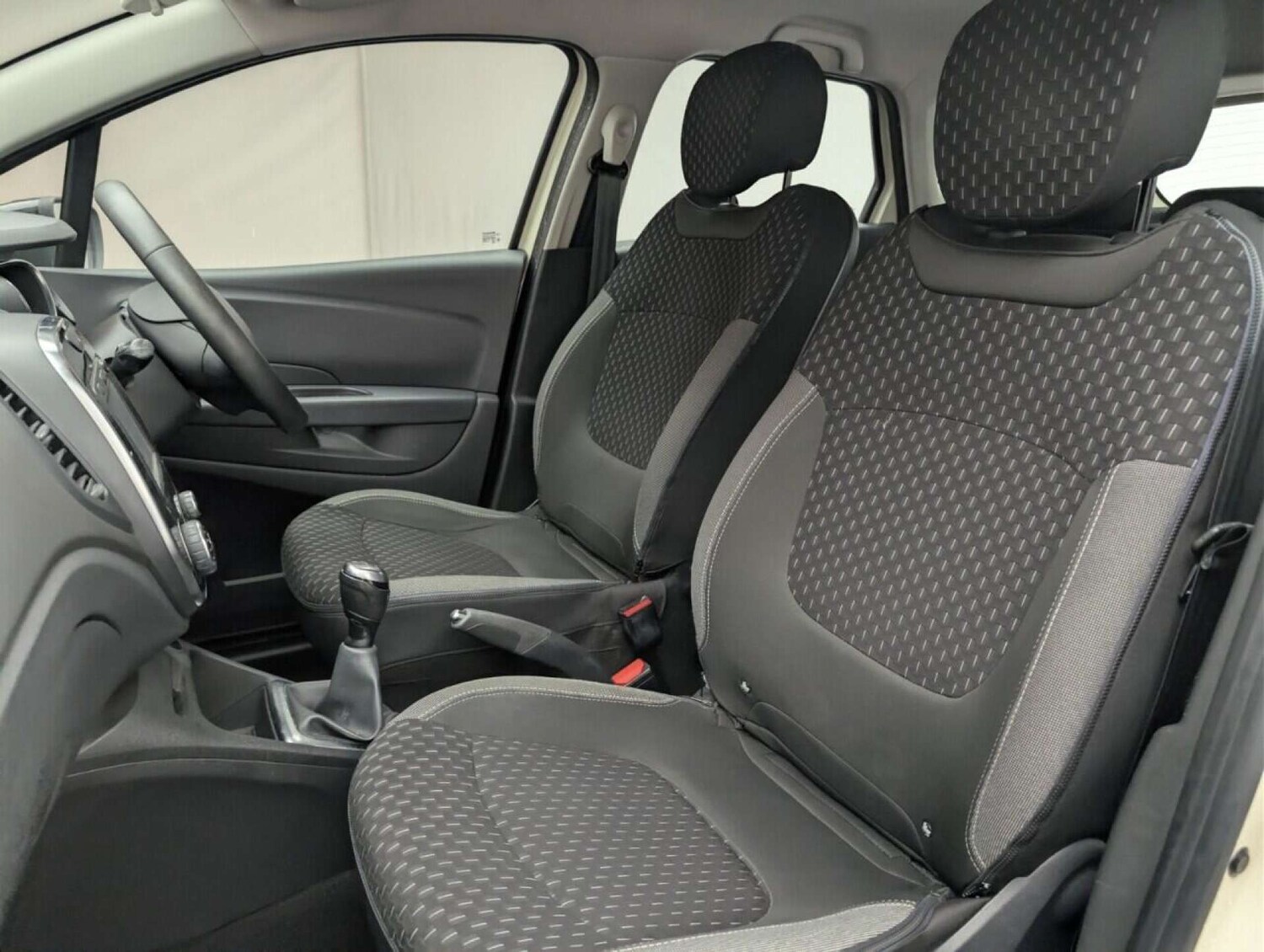 Used Renault Captur 2017 for sale - 77714167: Photo 26