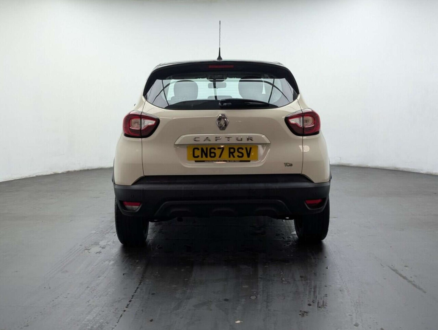 Used Renault Captur 2017 for sale - 77714167: Photo 7