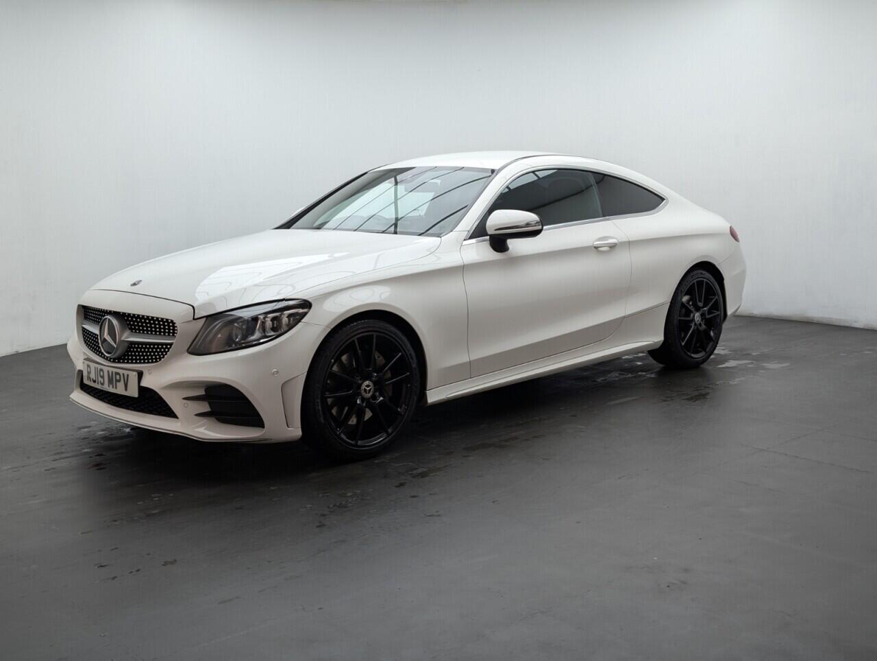 Used Mercedes-Benz C Class 2019 for sale - 76423725: Photo 4