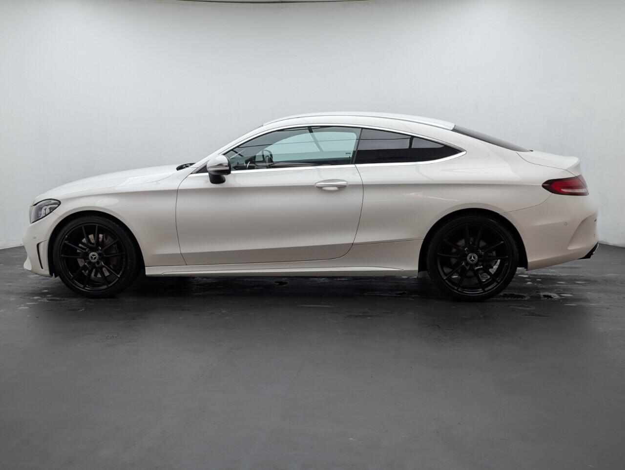 Used Mercedes-Benz C Class 2019 for sale - 76423725: Photo 5