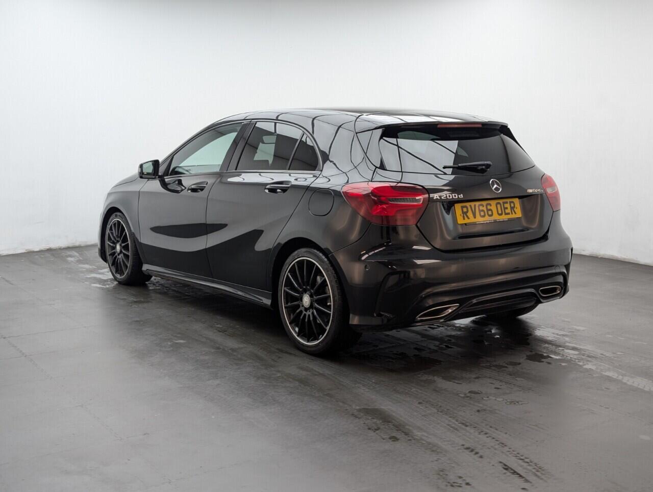 Used Mercedes-Benz A-Class 2016 for sale - 76742429: Photo 6