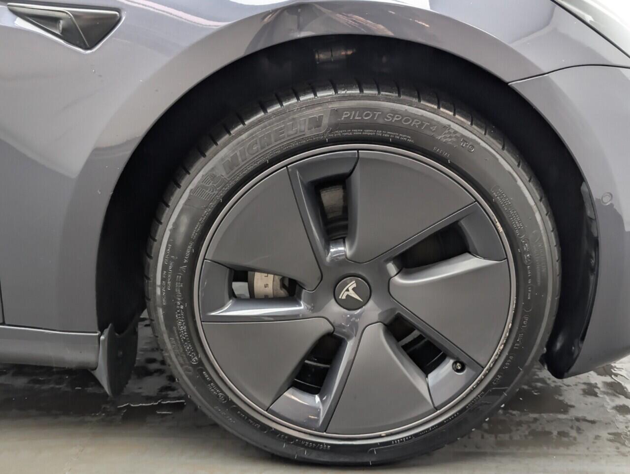 Used Tesla Model 3 2021 for sale - 77625690: Photo 10