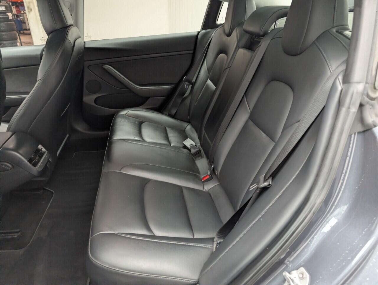 Used Tesla Model 3 2021 for sale - 77625690: Photo 27