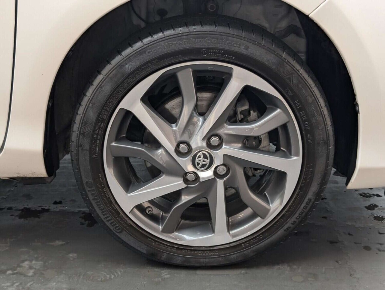 Used Toyota Yaris 2019 for sale - 77713404: Photo 10