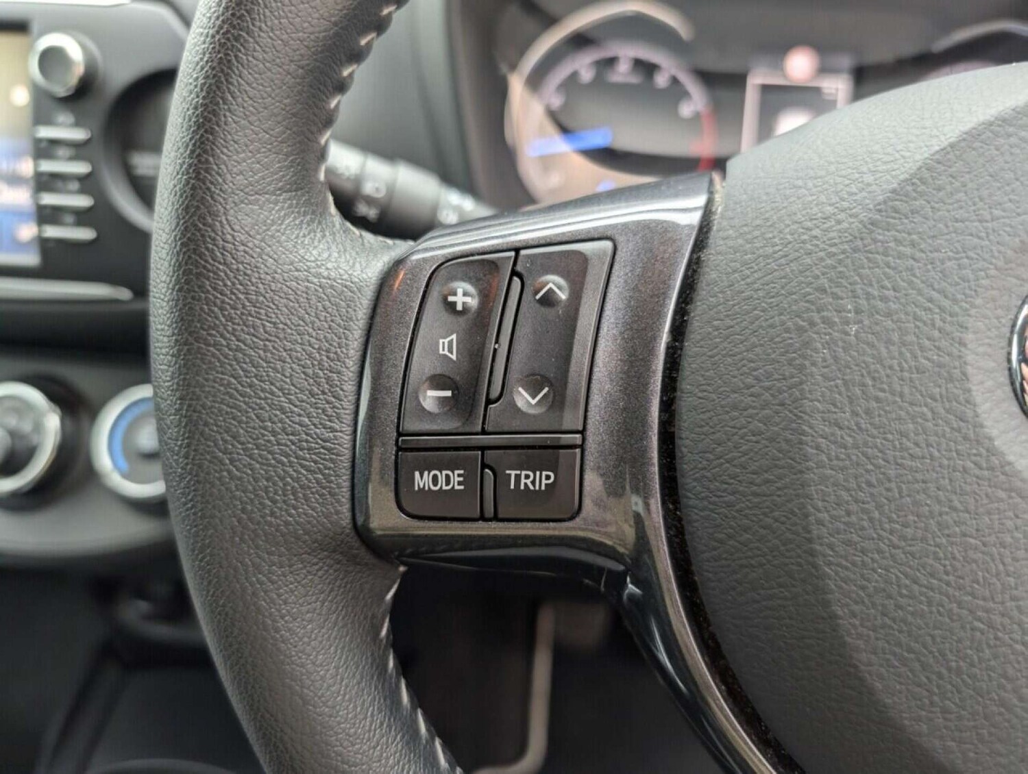 Used Toyota Yaris 2019 for sale - 77713404: Photo 18