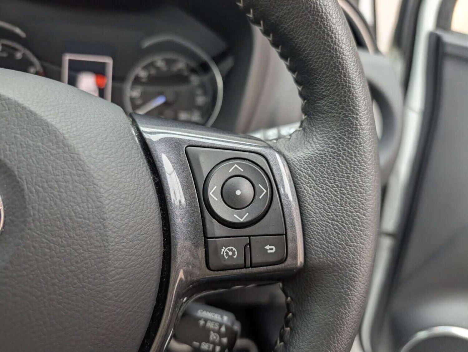 Used Toyota Yaris 2019 for sale - 77713404: Photo 19