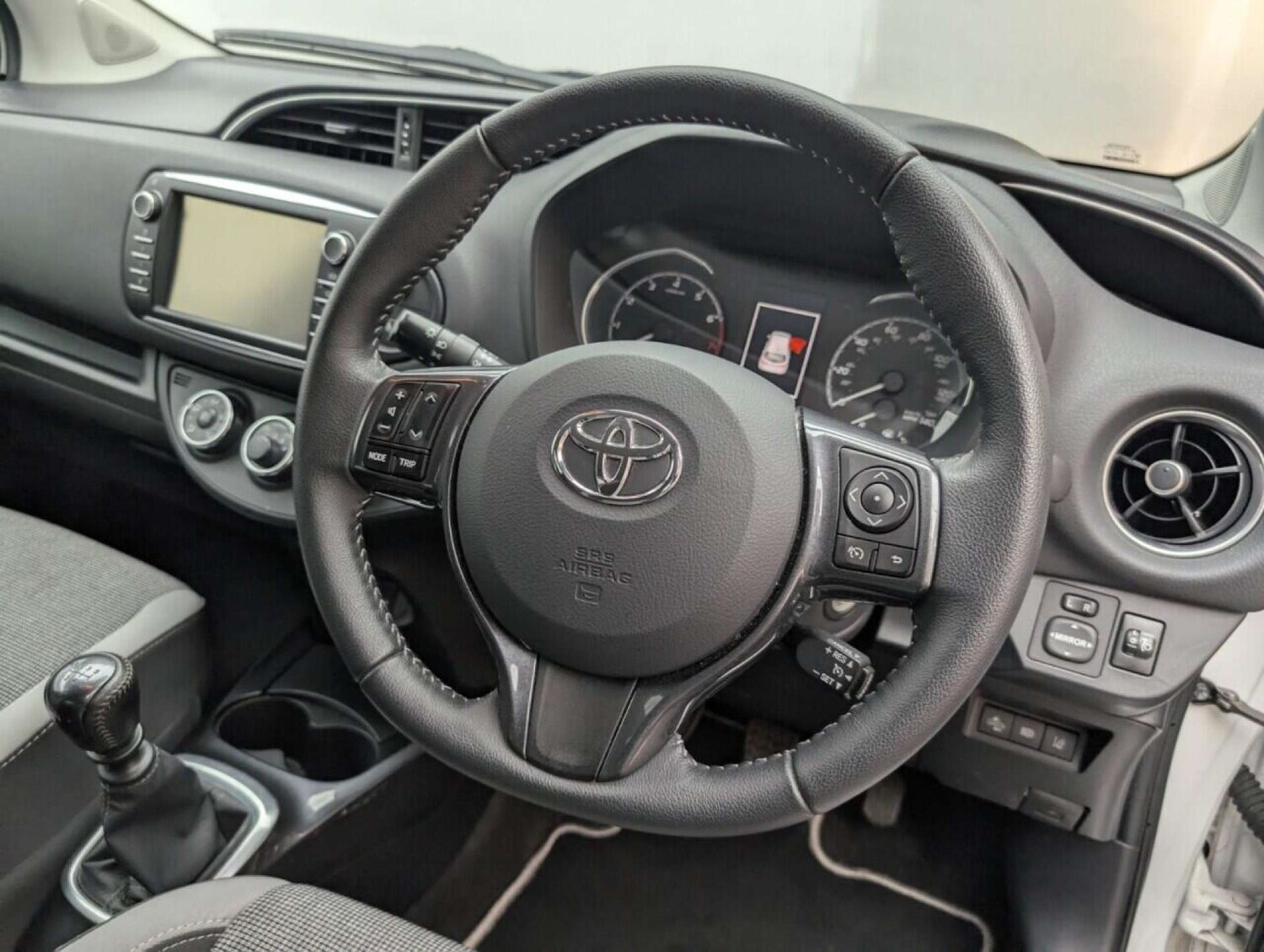 Used Toyota Yaris 2019 for sale - 77713404: Photo 22