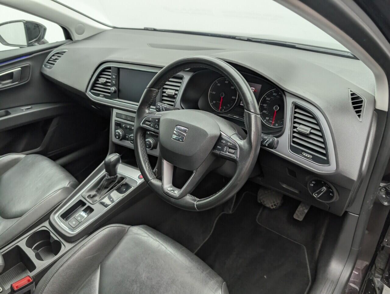 Used SEAT Leon 2018 for sale - 76472200: Photo 10