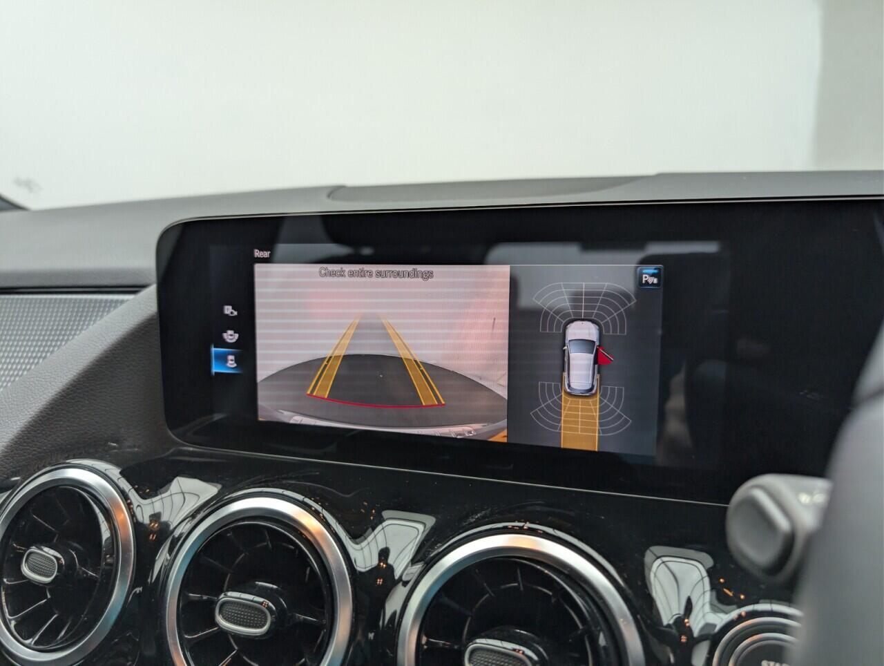 Used Mercedes-Benz GLA 2022 for sale - 76538101: Photo 15