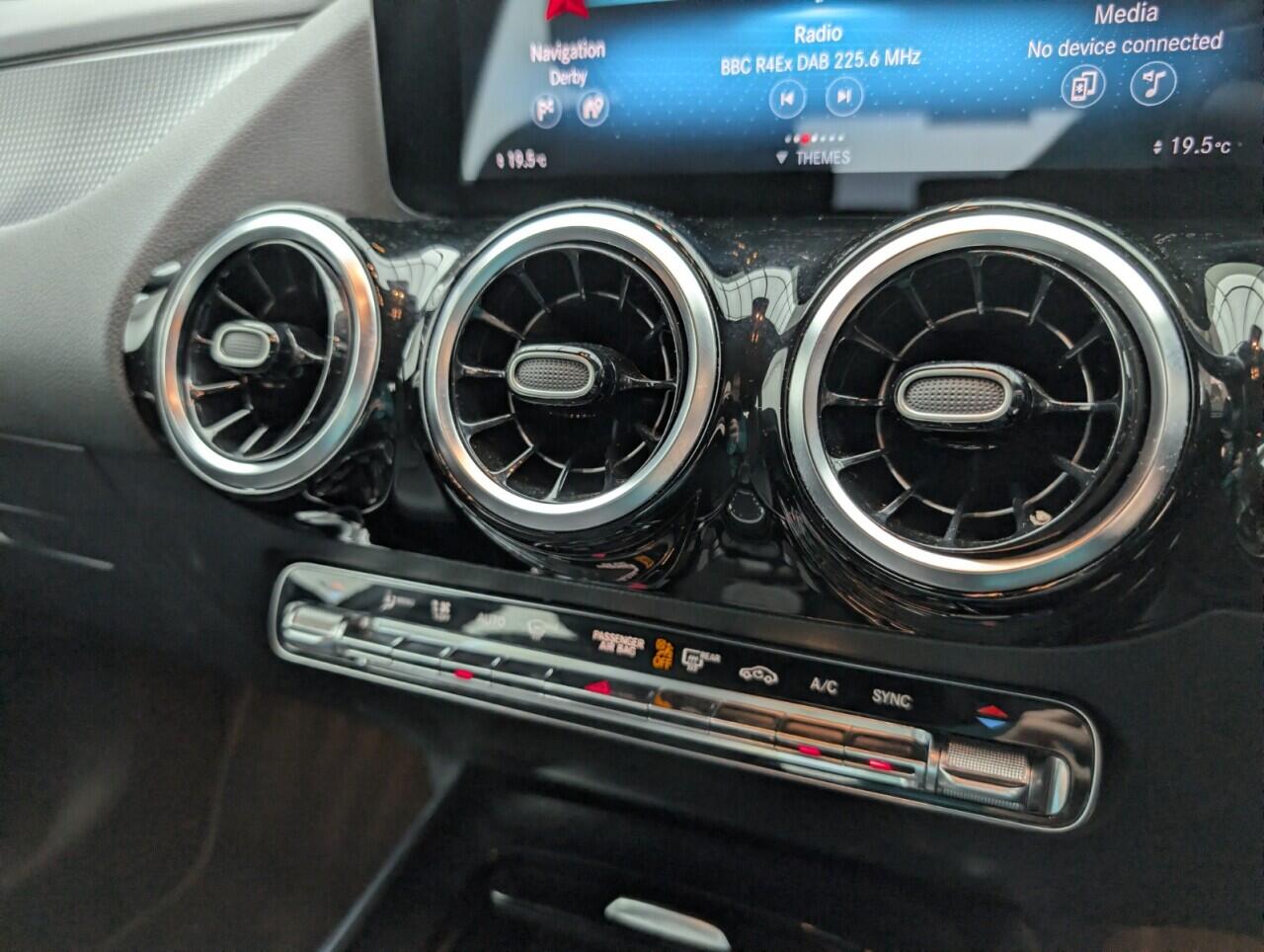 Used Mercedes-Benz GLA 2022 for sale - 76538101: Photo 16