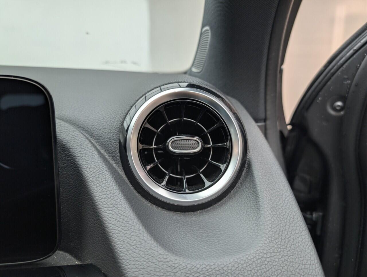 Used Mercedes-Benz GLA 2022 for sale - 76538101: Photo 21