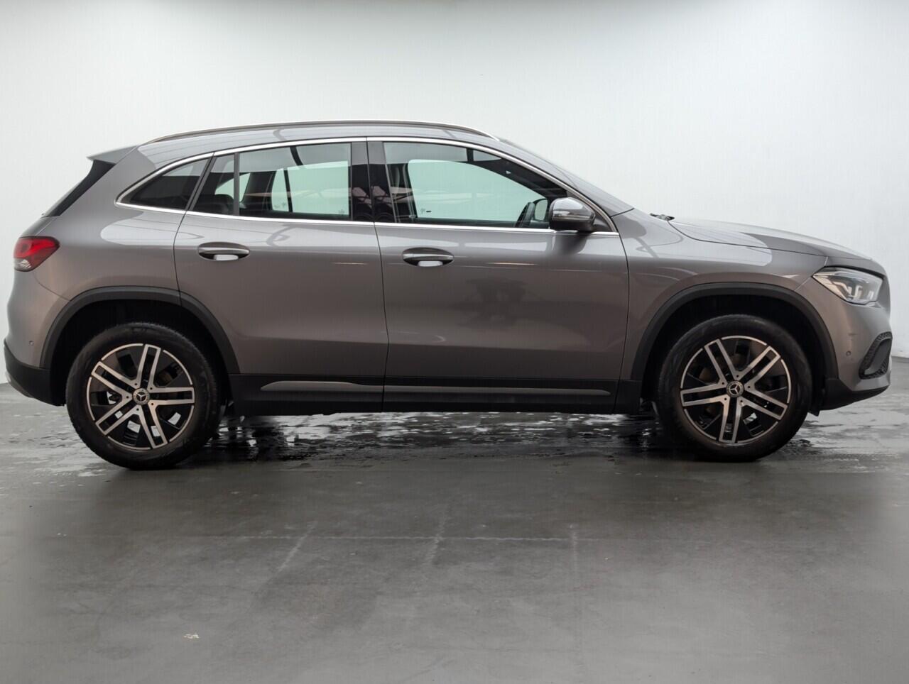 Used Mercedes-Benz GLA 2022 for sale - 76538101: Photo 9