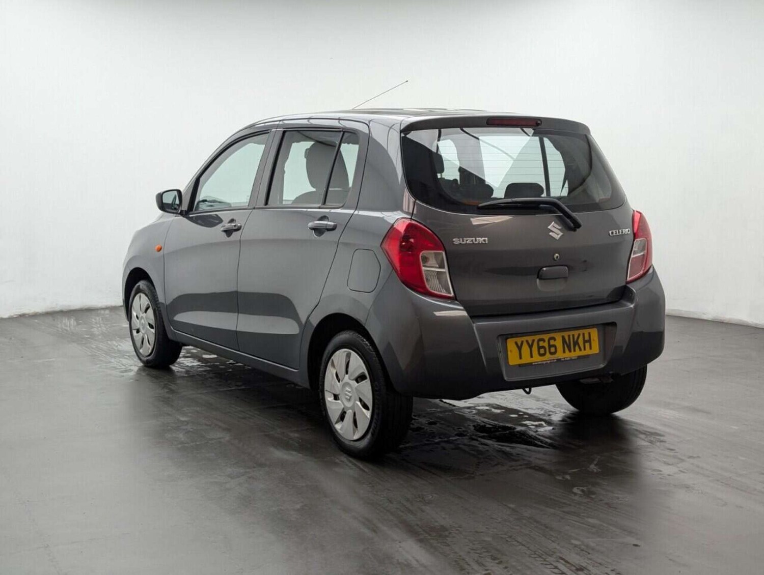 Used Suzuki Celerio 2016 for sale - 77713673: Photo 6