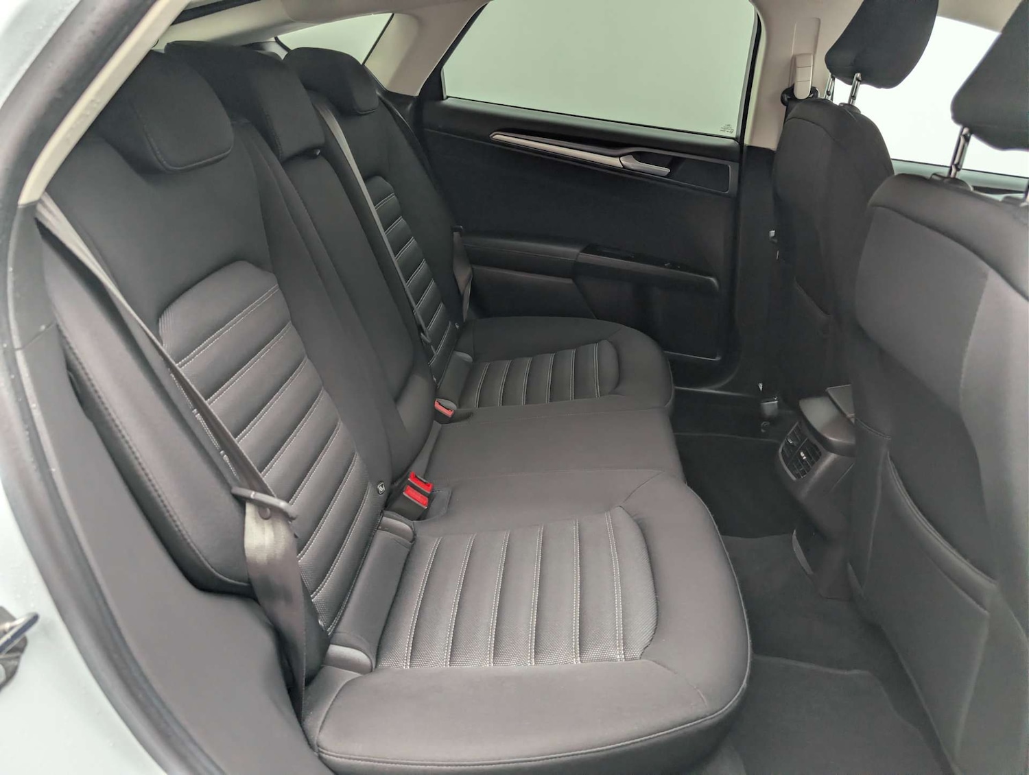 Used Ford Mondeo 2018 for sale - 78131932: Photo 14